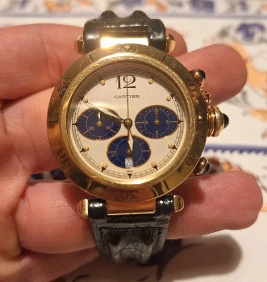 Часы Cartier Pasha Chrono Hybrid золото